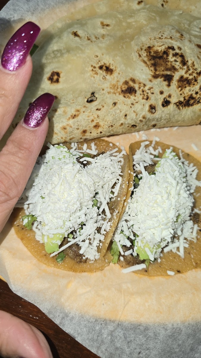 El Gran Taco - Photo 4