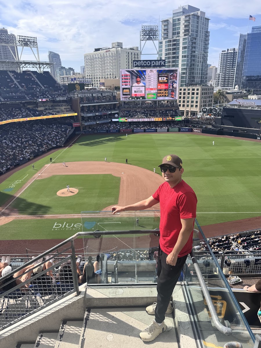 Grand Ole BBQ PETCO PARK - Photo 2