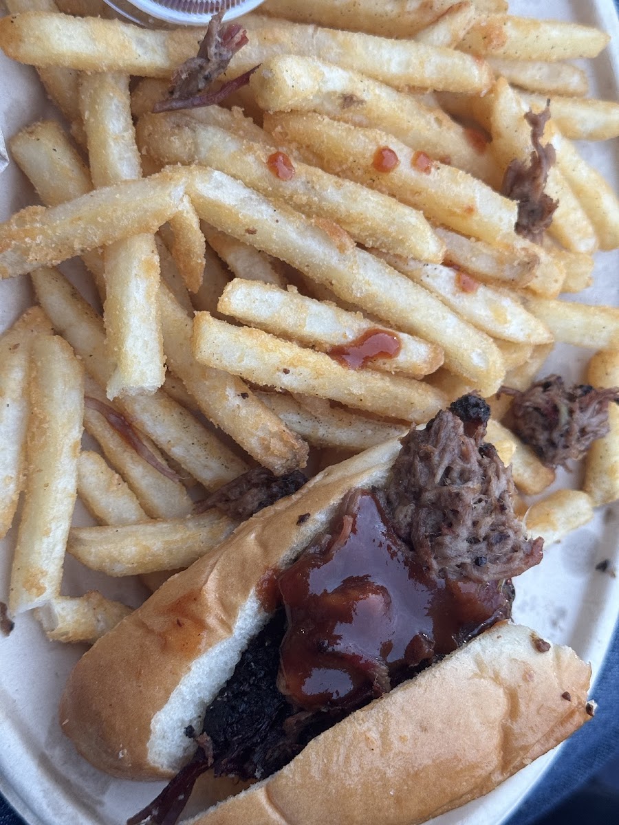 Grand Ole BBQ PETCO PARK - Photo 8