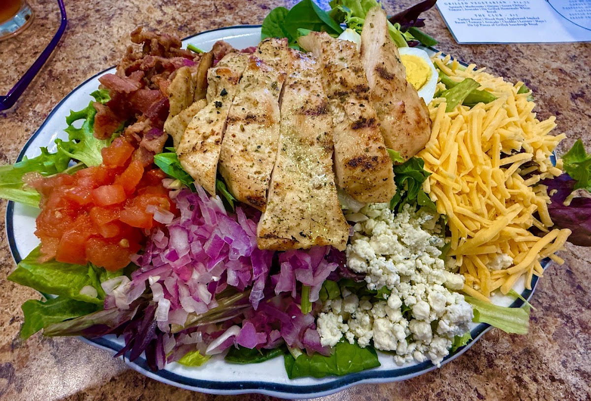 The Courtyard Cafe & Bakery - Photo 9