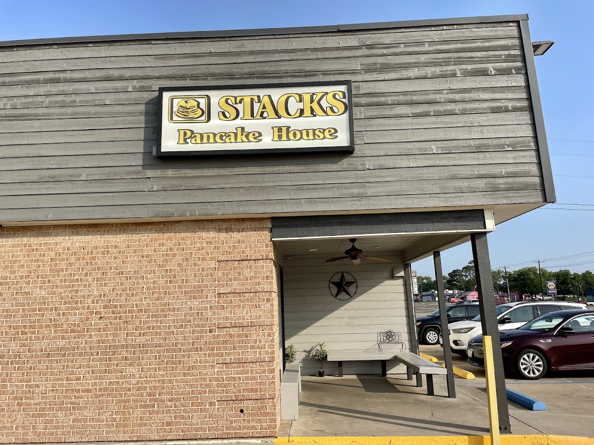 Stacks Pancake House - Photo 8