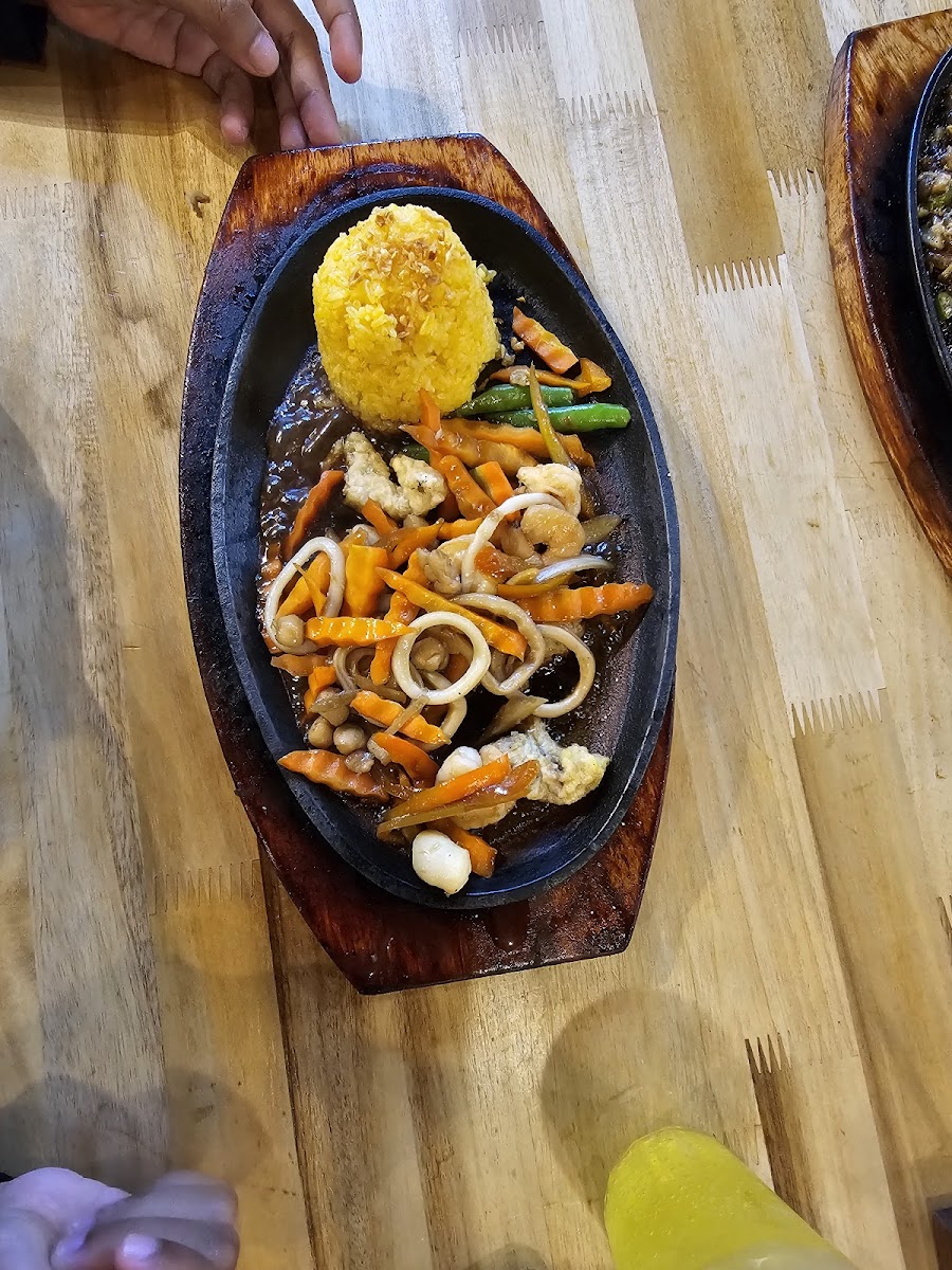 Mr. Sizzlers Unli Rice & Gravy - Photo 8