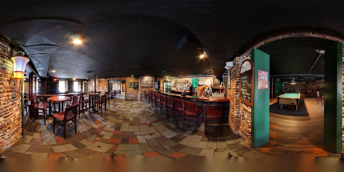 Wild Colonial Tavern - Photo 6