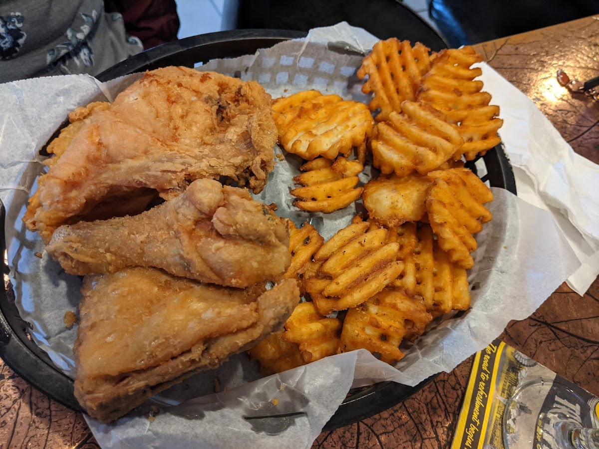 Good Times Bar & Grill - Photo 5