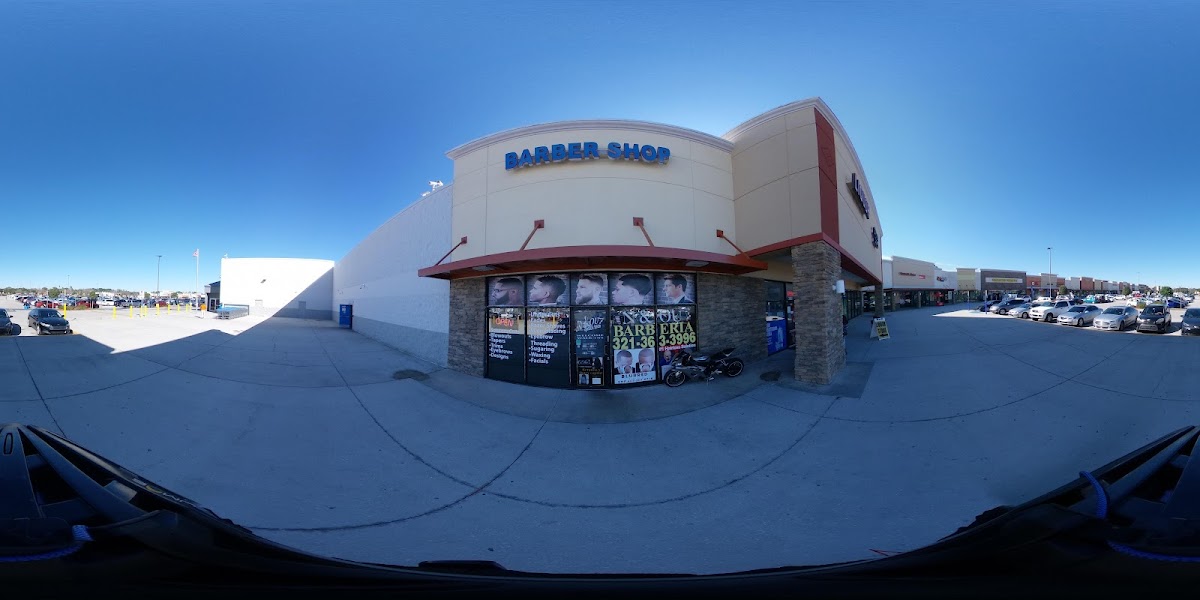 IN and OUT BARBER SHOP - Photo 9