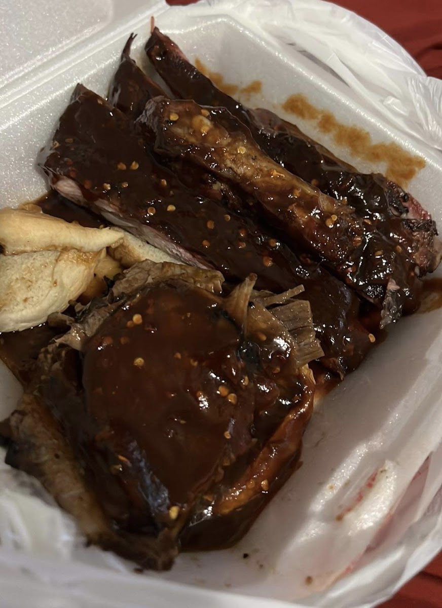 Big Smoke BBQ & Catering - Photo 4
