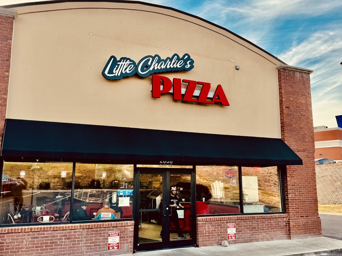 Little Charlie's Pizza