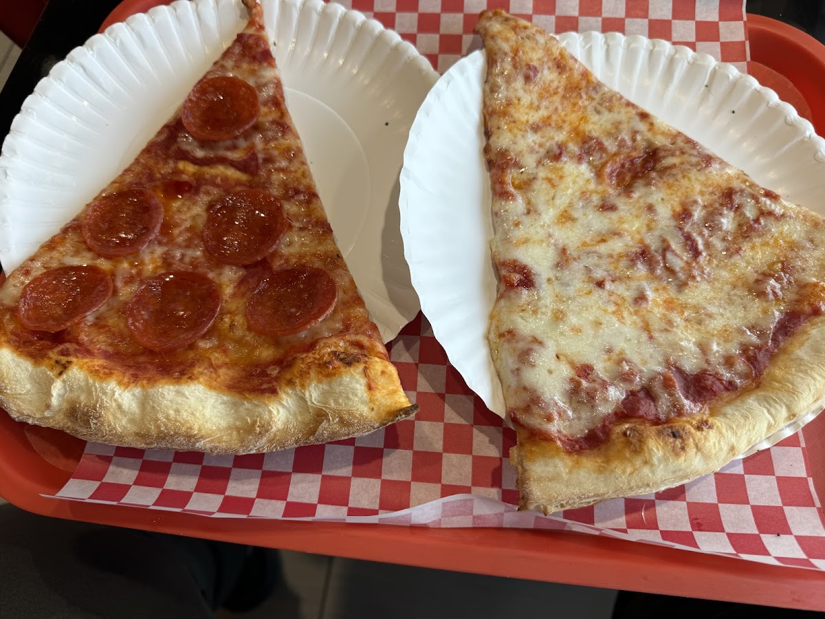 Little Charlie's Pizza - Photo 2
