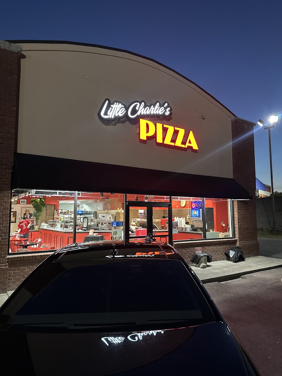 Little Charlie's Pizza - Photo 3