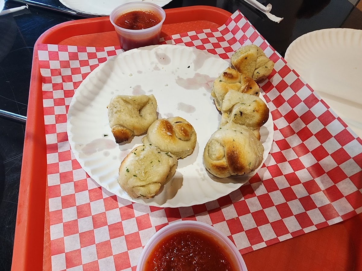 Little Charlie's Pizza - Photo 6
