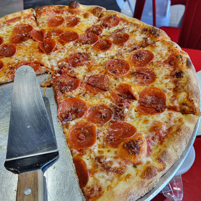 Bacon & Pepperoni Pizza