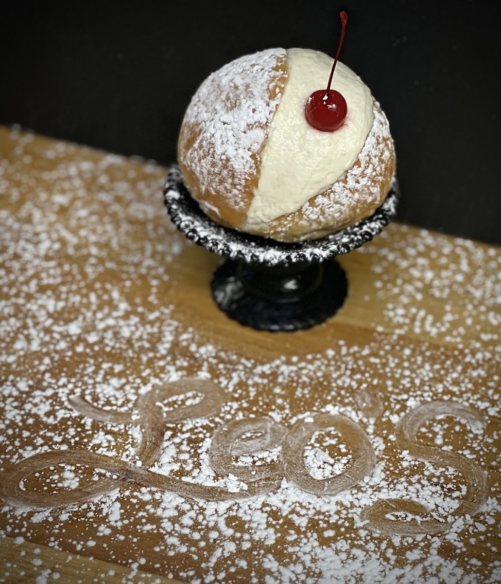 Leo's Italian & Specialty Food - Photo 1