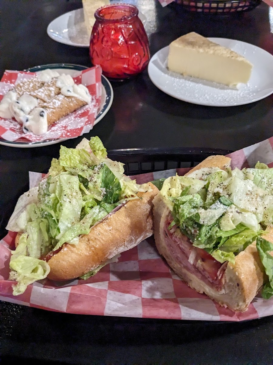 Leo's Italian & Specialty Food - Photo 4