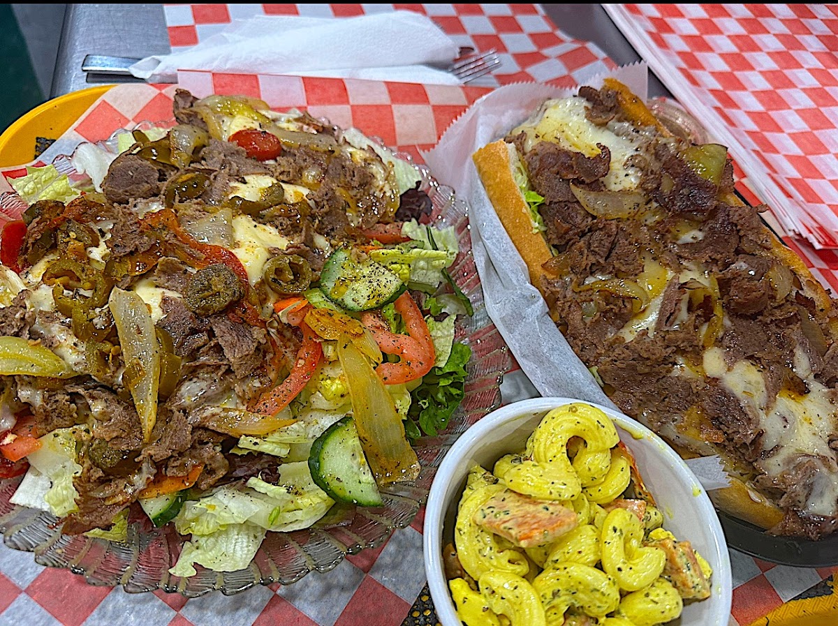 Leo's Italian & Specialty Food - Photo 7