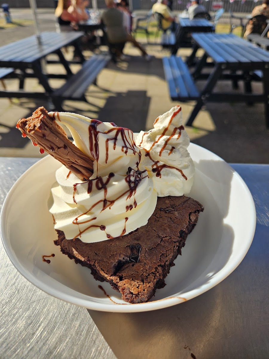 Shoreside Cafe - Photo 4