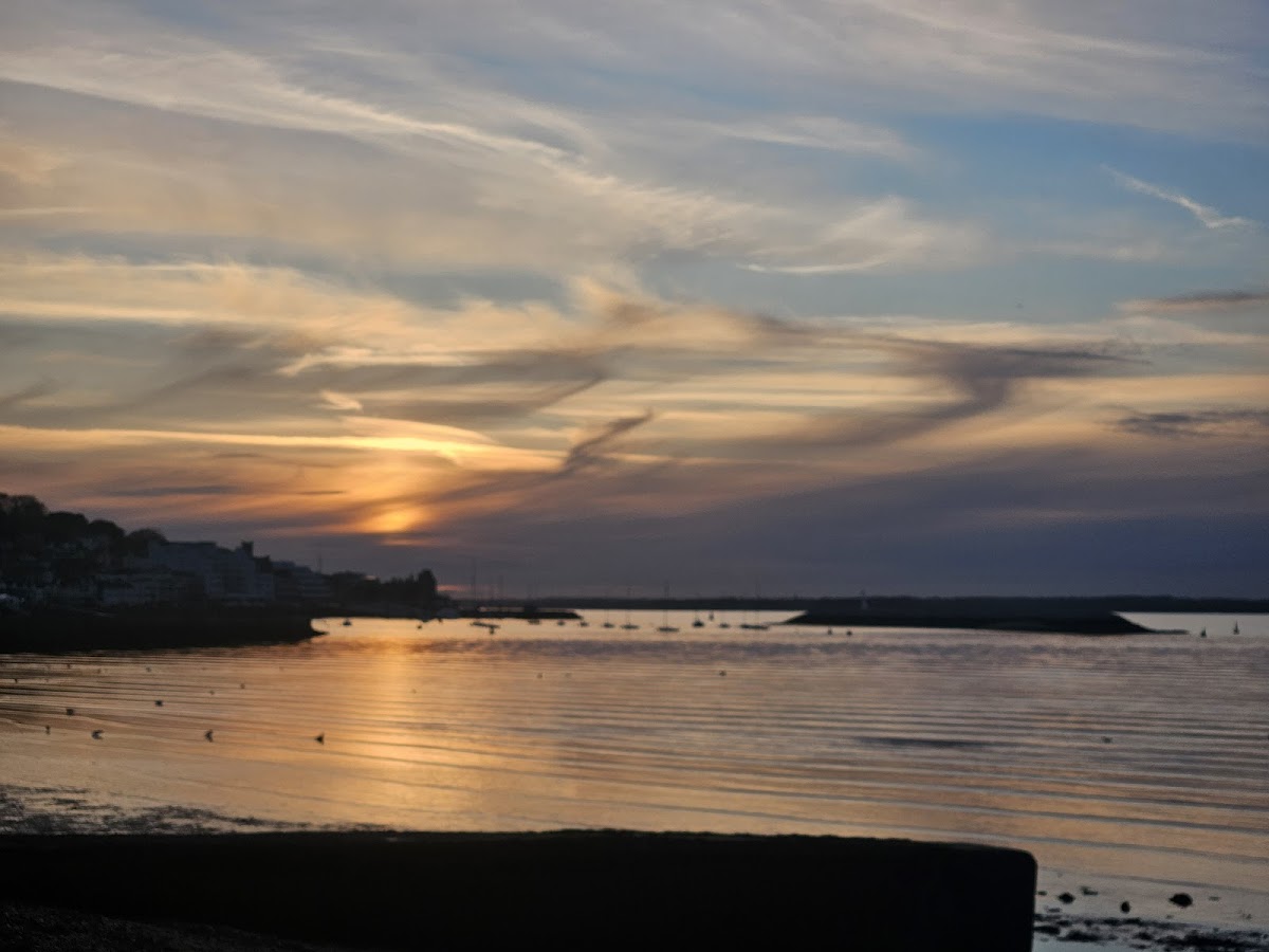 Shoreside Cafe - Photo 6