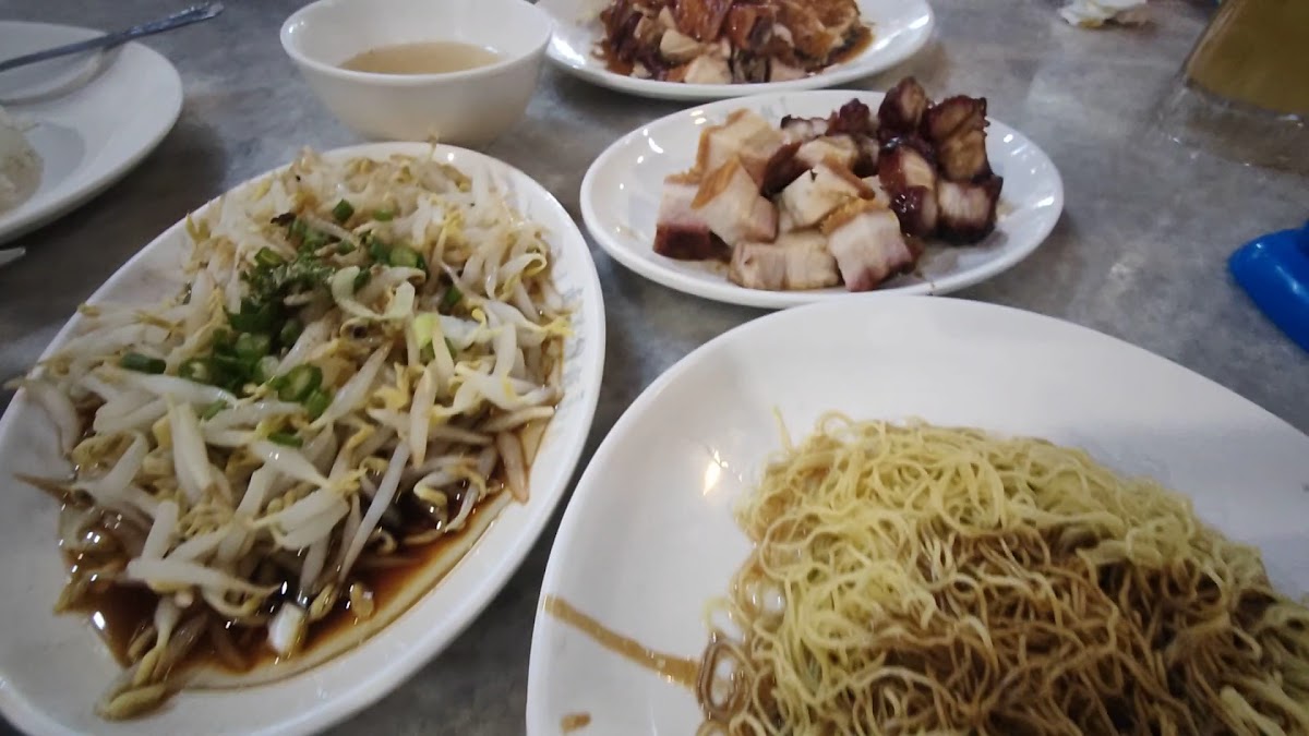 Nan Yang Chicken Rice - Photo 1