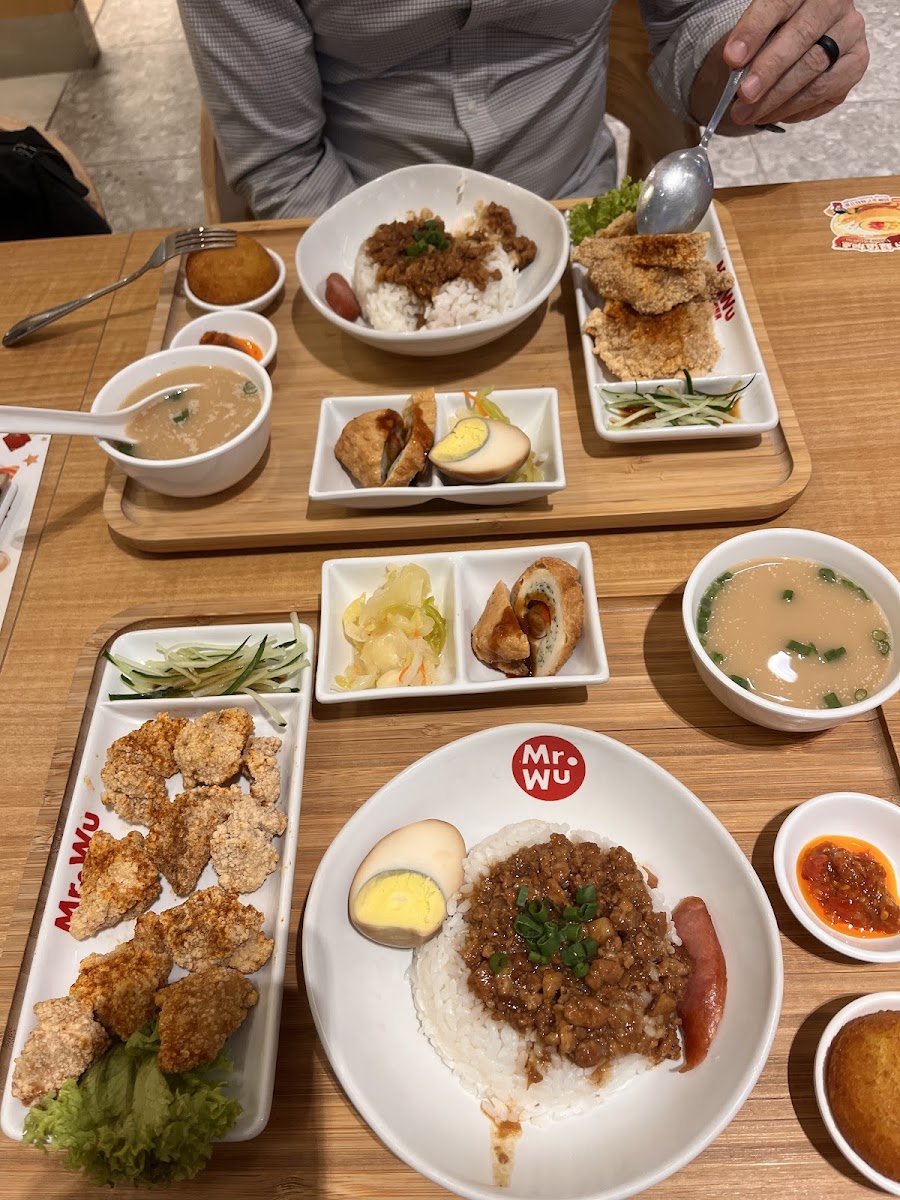 Mr. Wu Taiwan Restaurant - Sunway Square - Photo 4