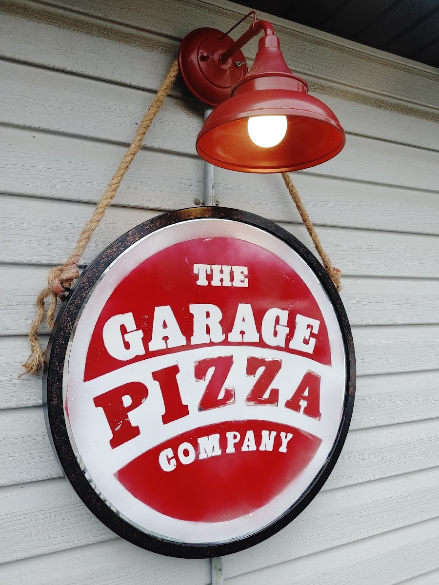 Garage Pizza - Photo 5