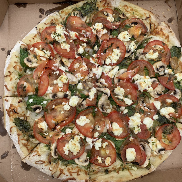 White Sauce Pizza with Goat Cheese