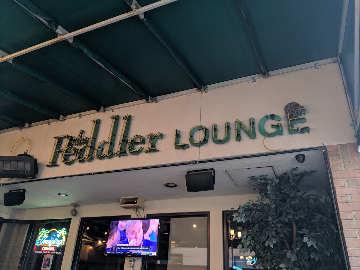 The Jackpot Lounge - Photo 5