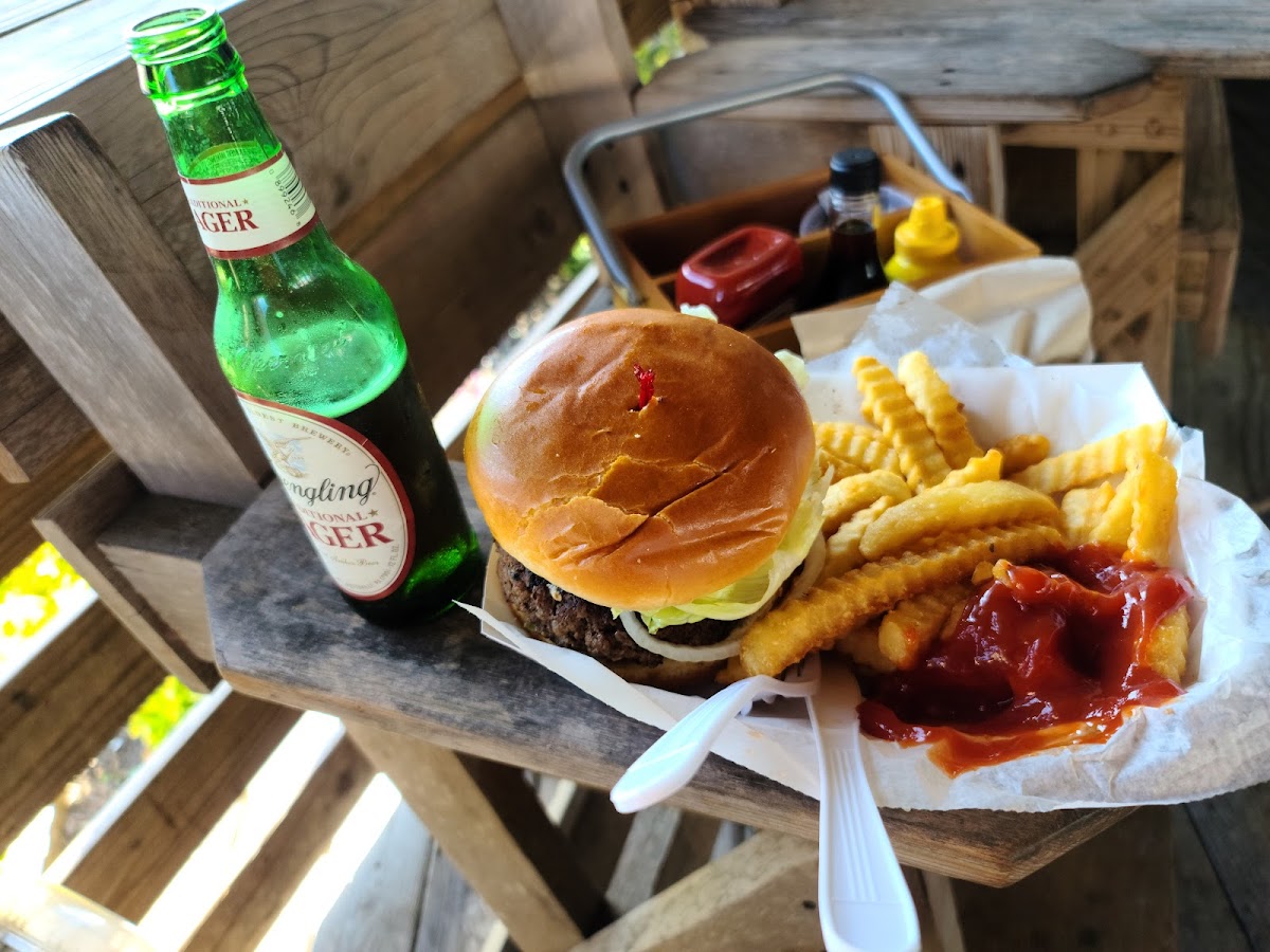 Flip Flops Bar and Grill - Photo 1