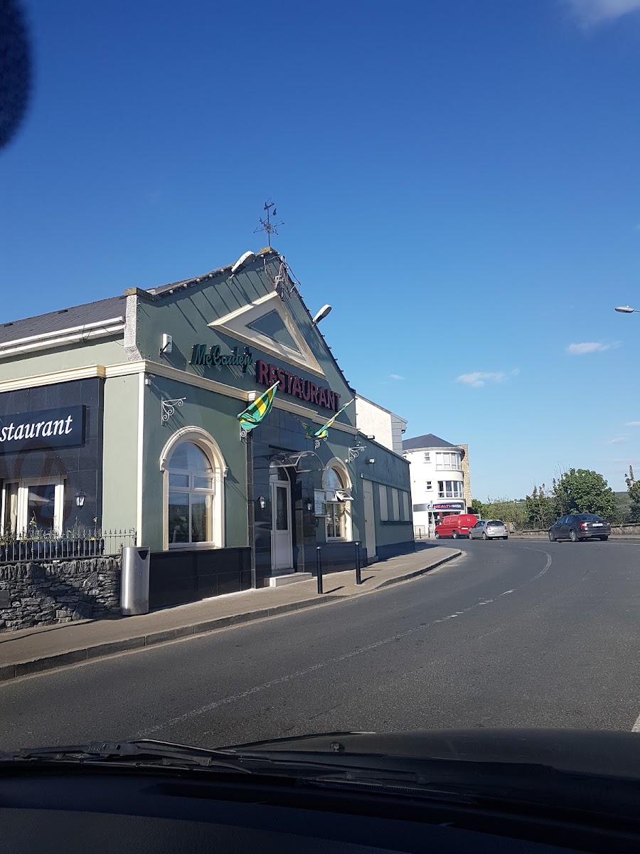McCauley’s Restaurant - Photo 9