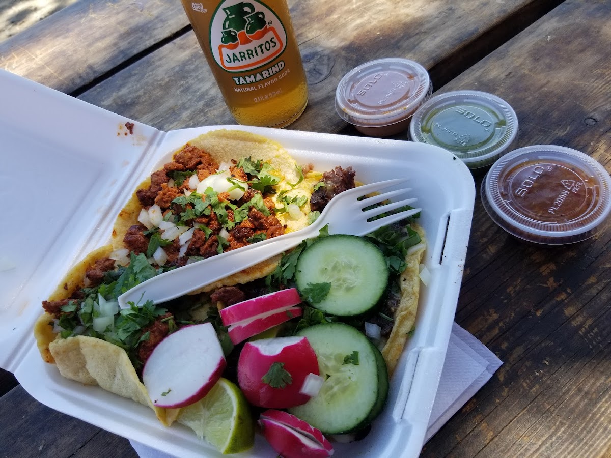 La Kora Taco Truck - Photo 9