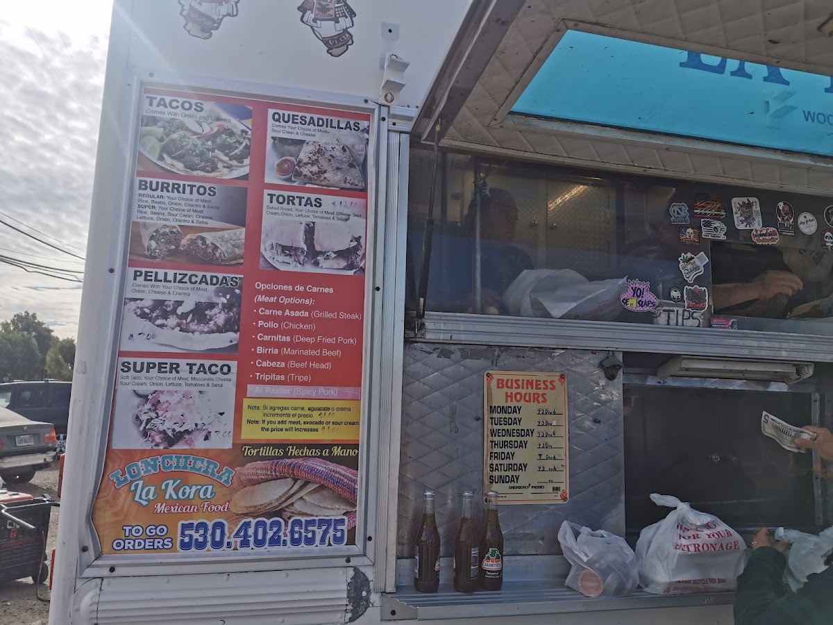 La Kora Taco Truck - Photo 7