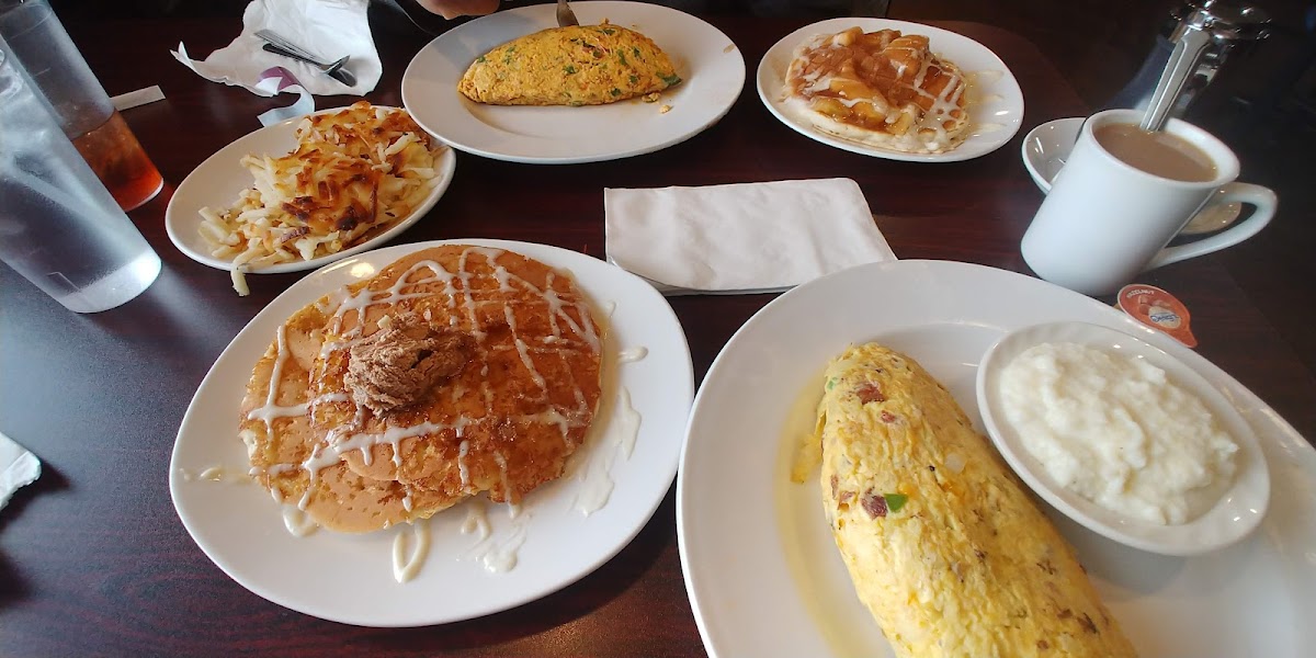 Buttermilk Pancake House - Photo 1