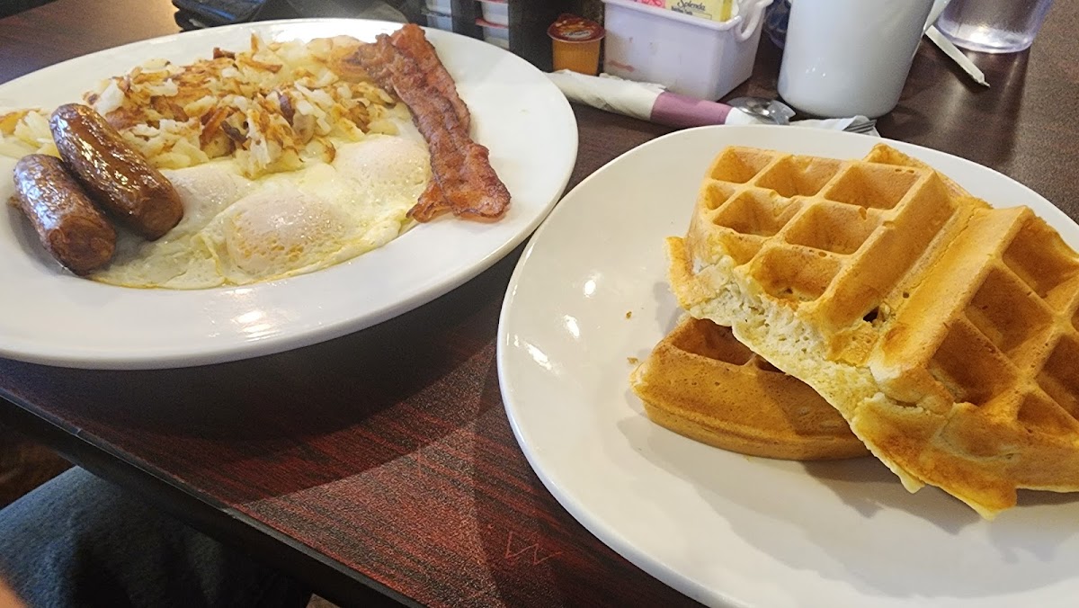Buttermilk Pancake House - Photo 5