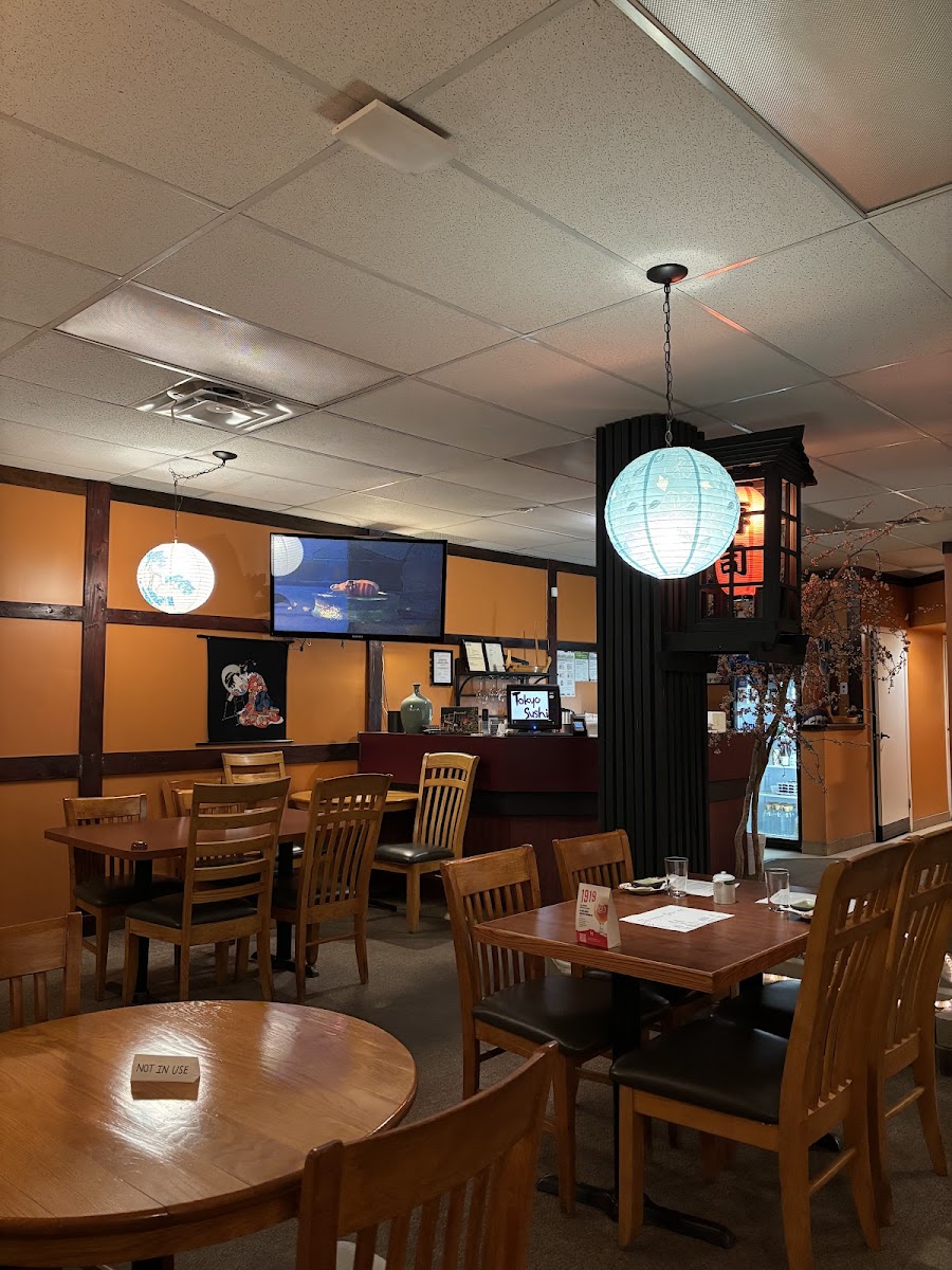 Tokyo Sushi