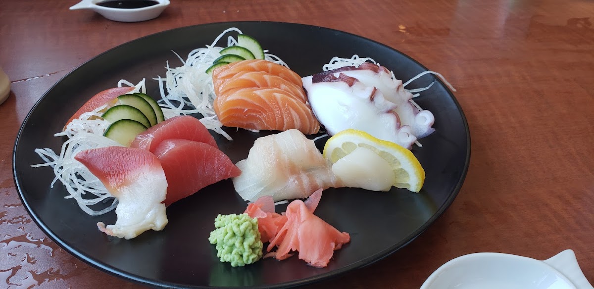 Tokyo Sushi - Photo 9
