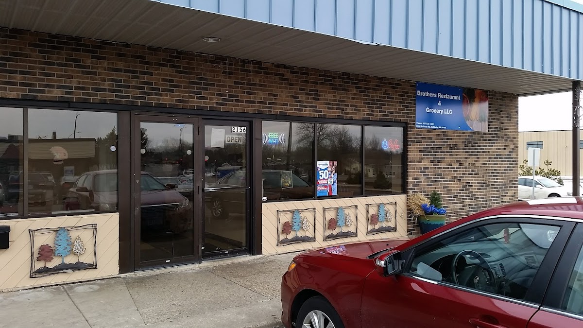 Somali Restaurant And Grocery - Photo 2