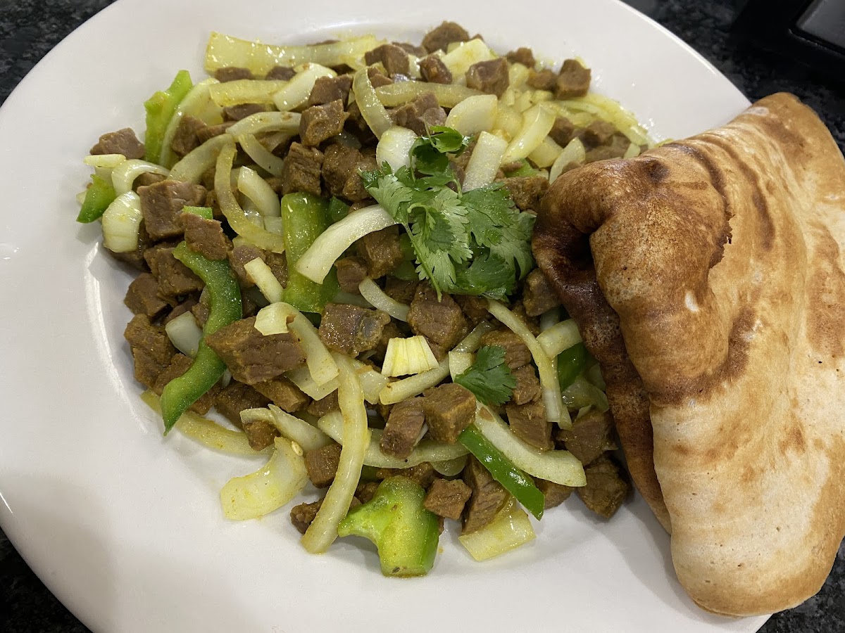 Somali Restaurant And Grocery - Photo 5