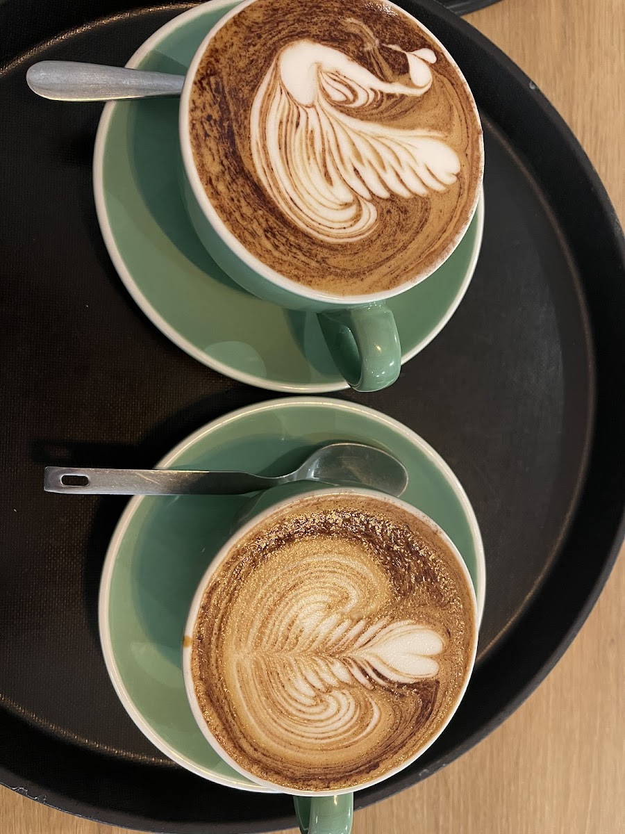 Seventy Three Cafe - Photo 2