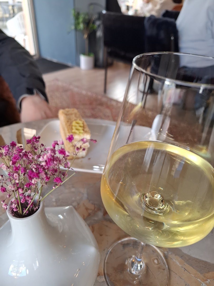 Roch Café & Boutique - Photo 4