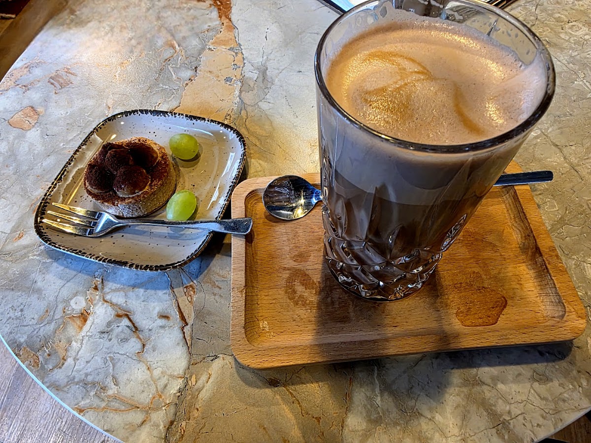 Roch Café & Boutique - Photo 7