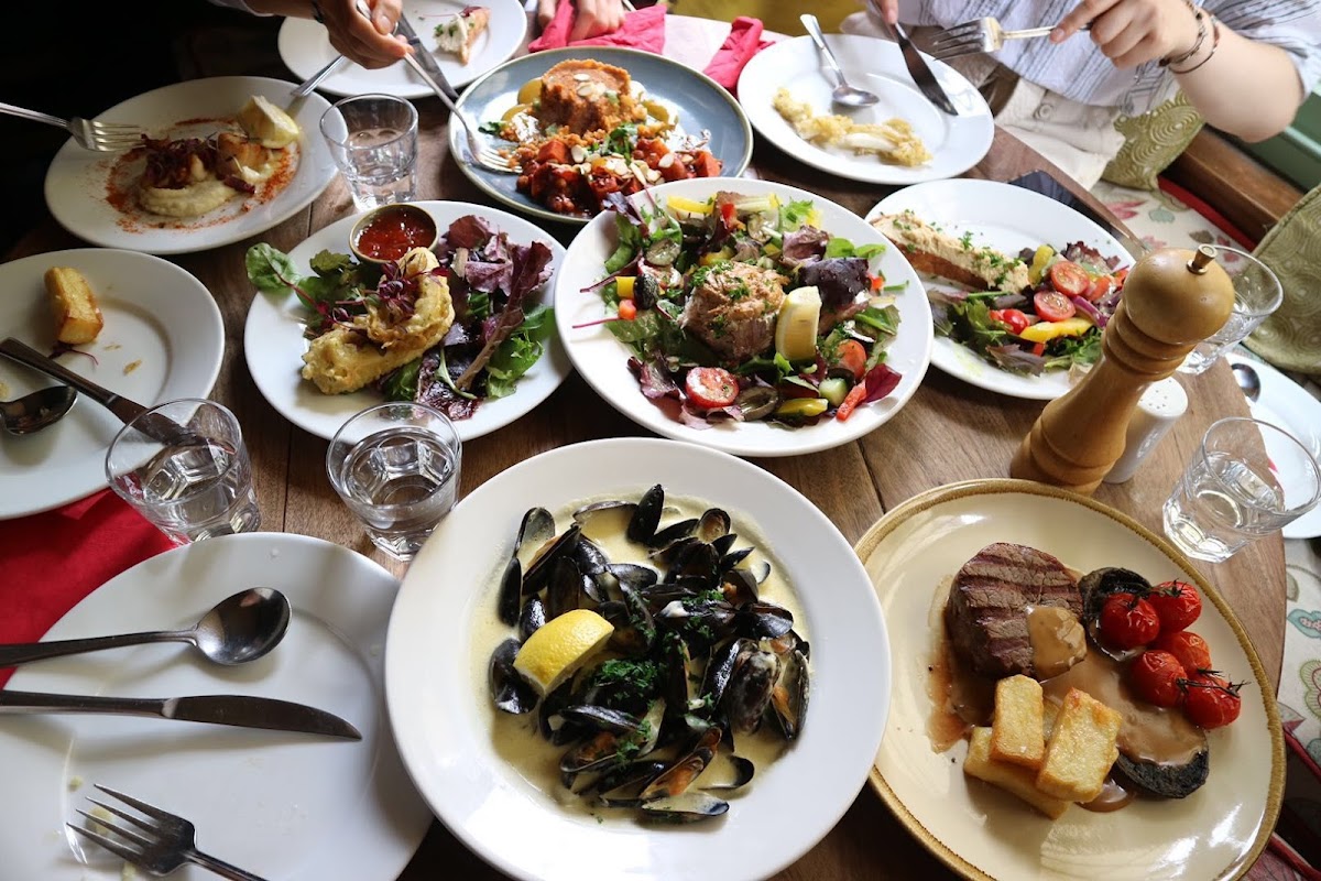 Plantagenet House Restaurant - Photo 1
