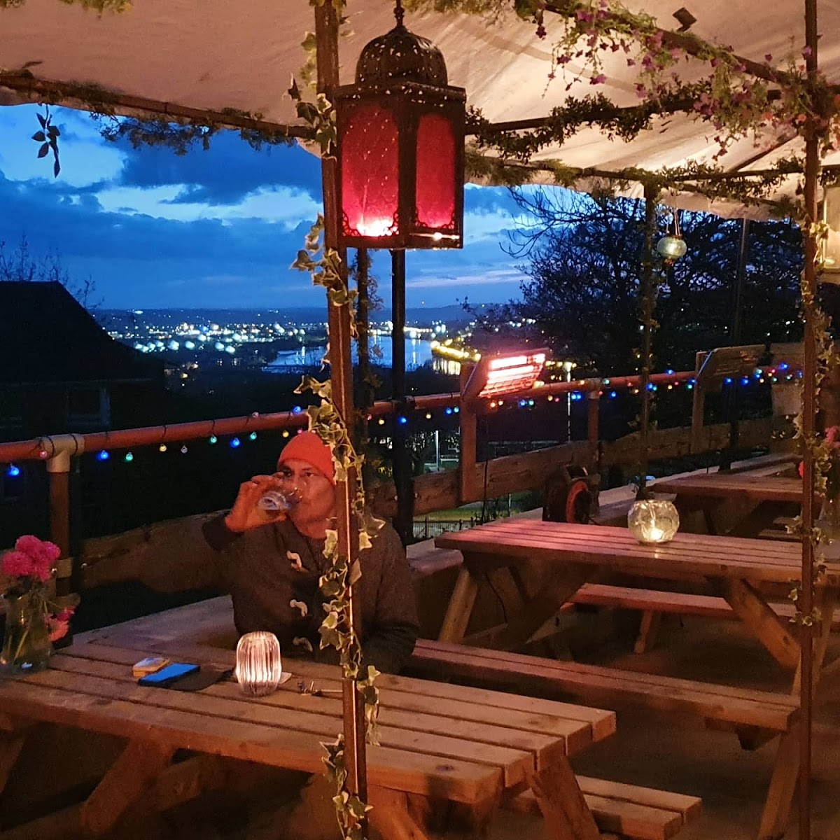 Cafe Under The Spire - Photo 4