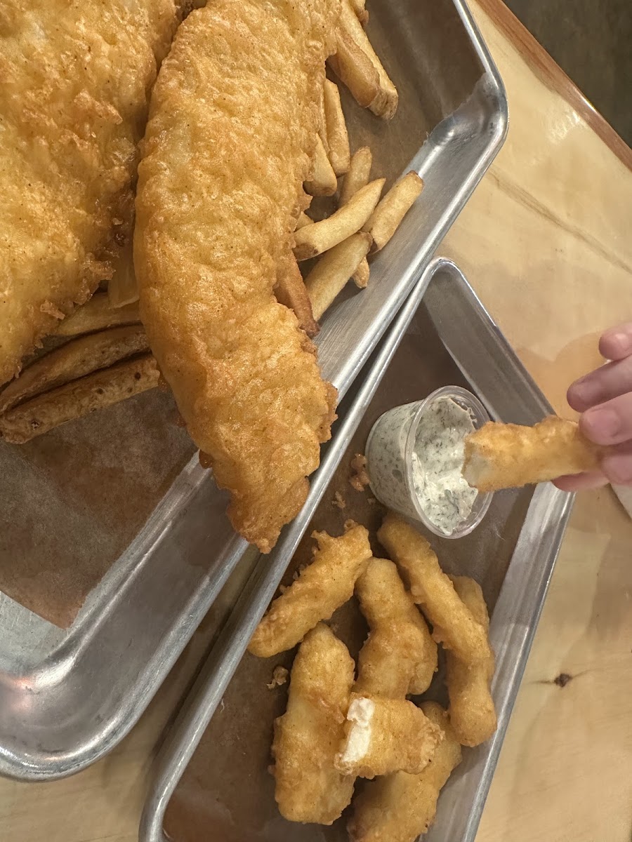 Joey's Fish Shack - Capilano - Photo 2