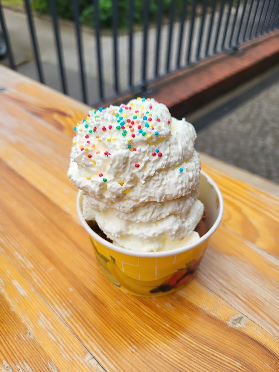 Eiscafé ' fior di Latte' Berlin Lankwitz - Photo 6