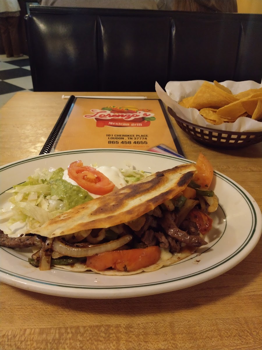 Lorenzo's Mexican Grille - Photo 6