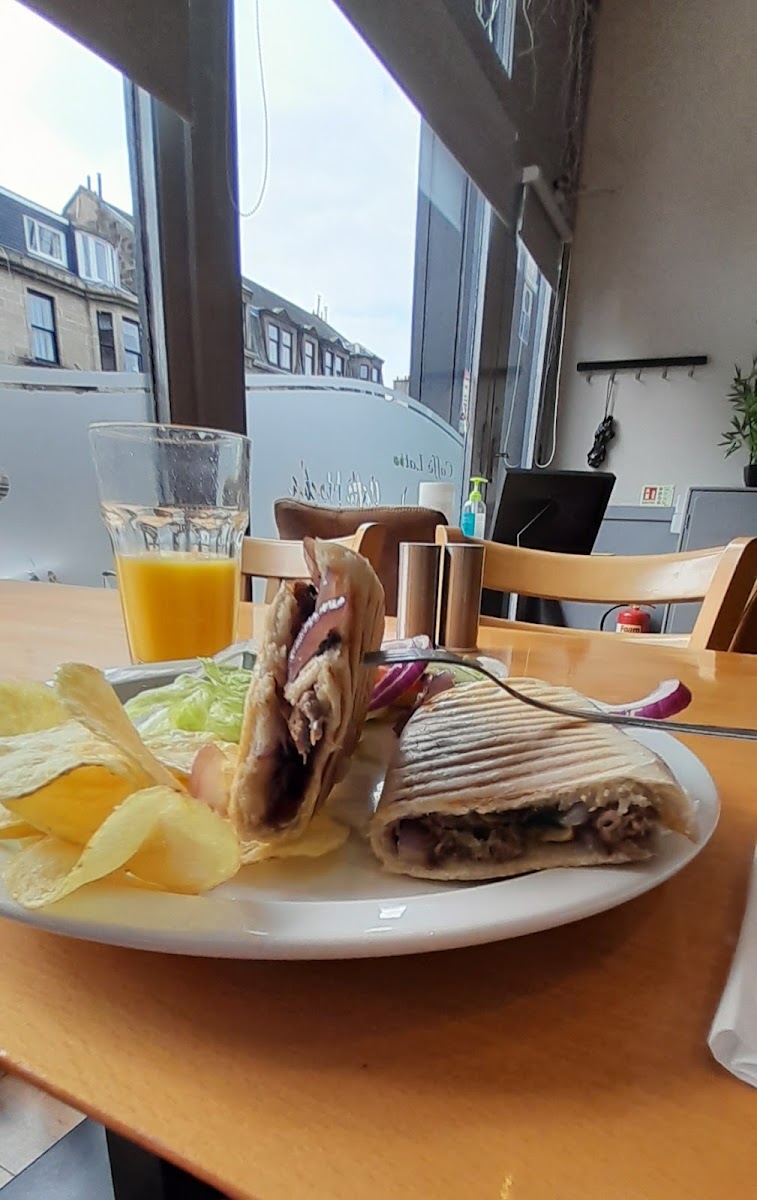 Coffee Comfort - Greenock - Photo 4
