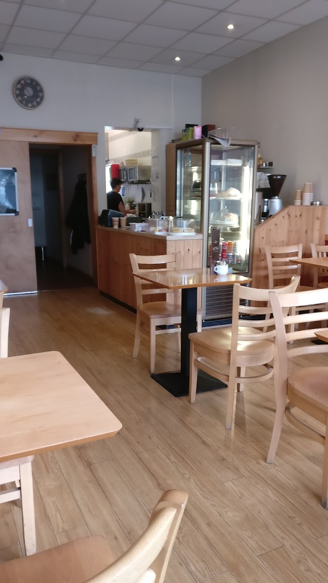 Coffee Comfort - Greenock - Photo 7