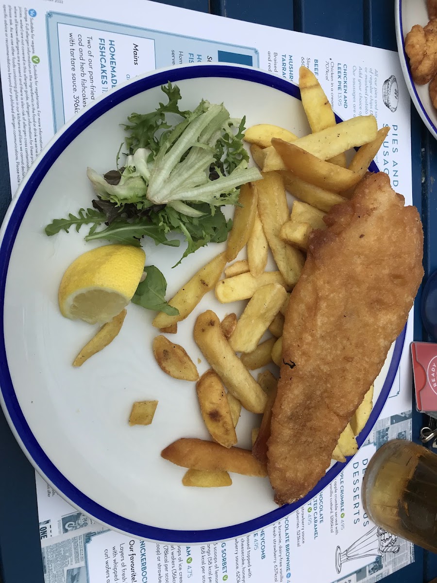 Butlin's Traditional Fish and Chips - Photo 8