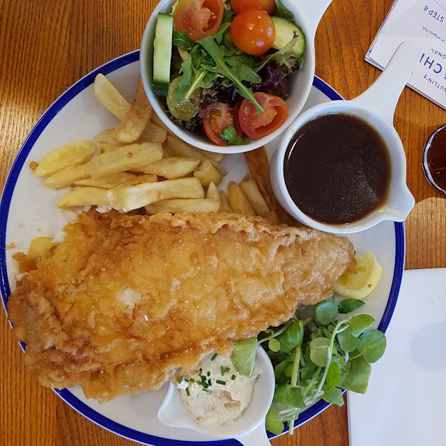 Fish and Chips Mushy Peas