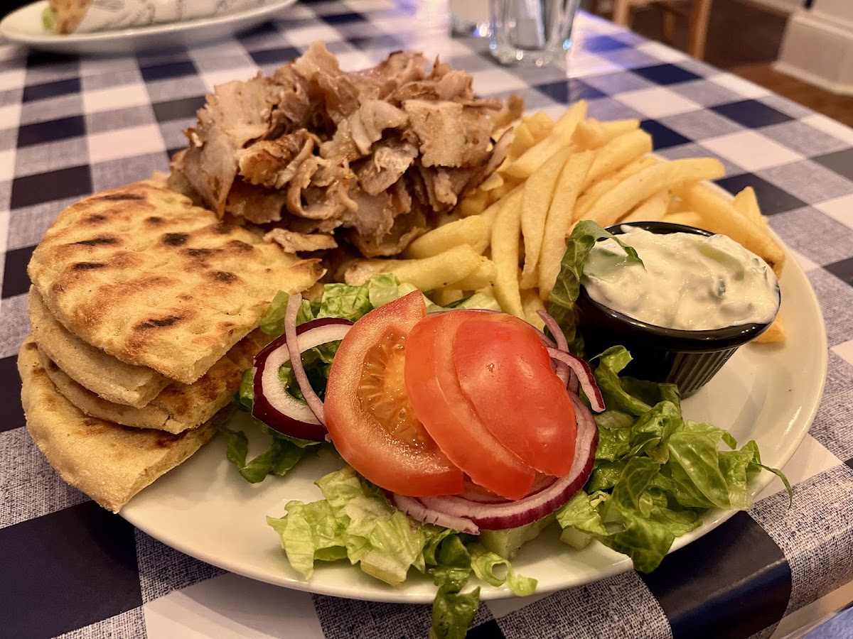 Sali’s souvlaki - Photo 4