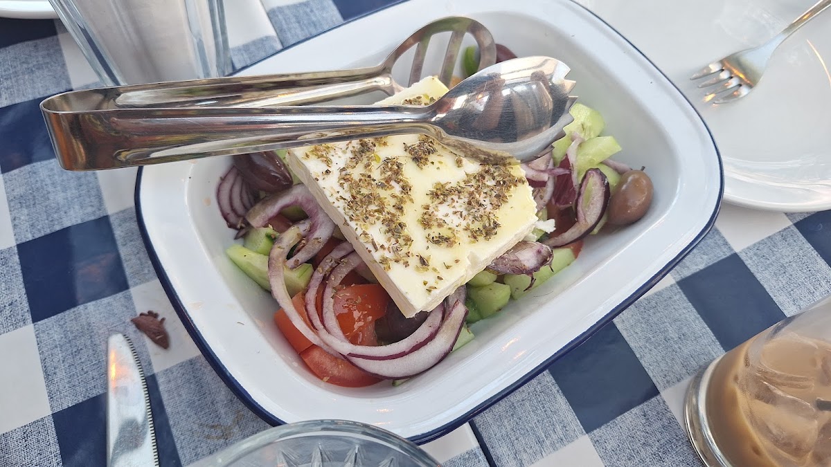 Sali’s souvlaki - Photo 8