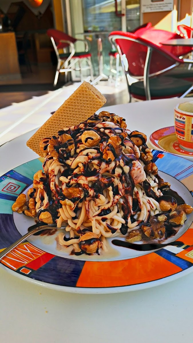 Eiscafé Andrea Brustolon - Photo 5
